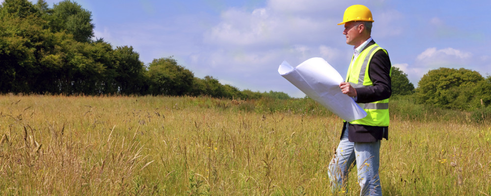 Comment peut-on négocier un contrat de vente de terrain ?